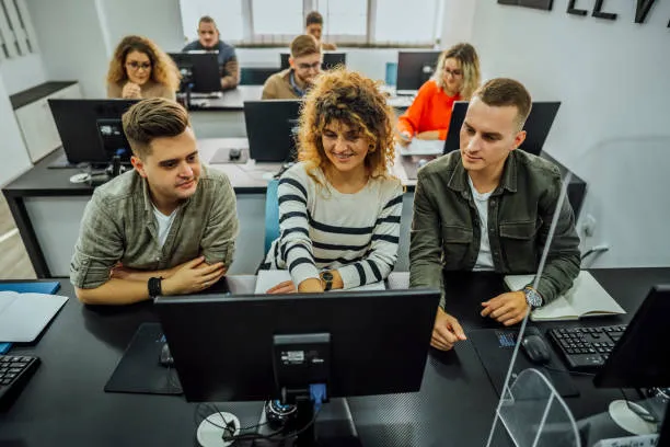 Студенты IT-школы